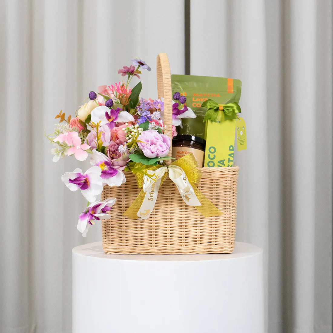 Graceful Garden Hover