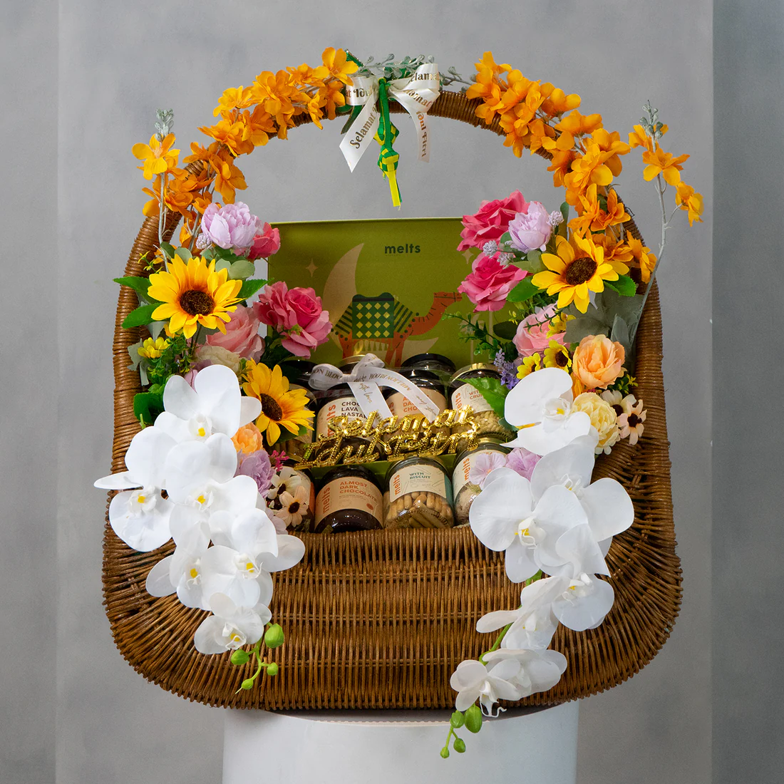 Tropical Oasis Hover